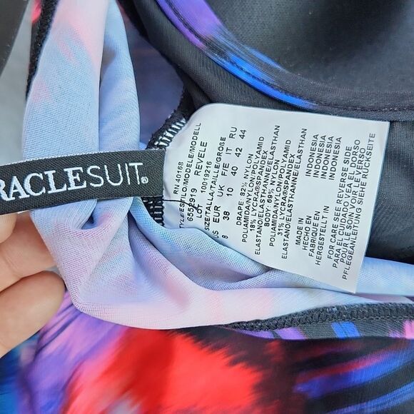 Miraclesuit NWT Fuego Flora Print Revele V-Neck One Piece Swimsuit‎ size 8 - Picture 8 of 9